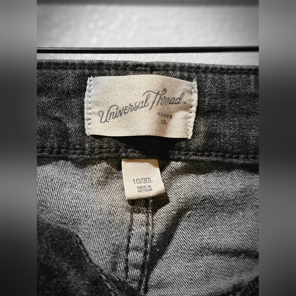 Universal Tread Size 10 Gray Color - Picture 5 of 7